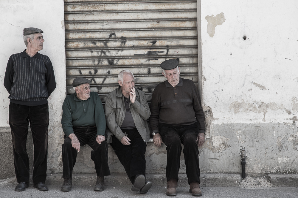 Mittagszeit im Banditendorf Orgosolo - Sardinien